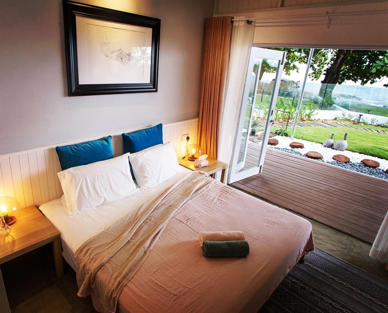 Smell Rose Beach Garden Batu Ferringhi Exterior foto