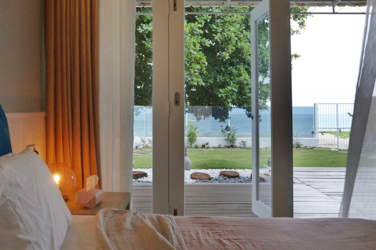 Smell Rose Beach Garden Batu Ferringhi Exterior foto